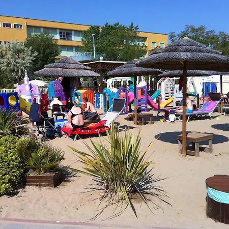 Viva - 20m From The & Large Breakfast Rimini