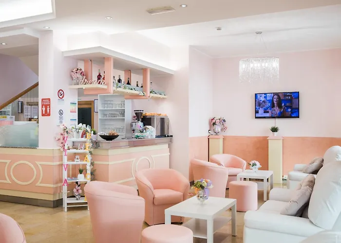 Viva - 20m From The & Large Breakfast Szálloda