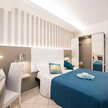 Hotel Viva - 20m From The & Large Breakfast Rimini