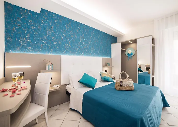 Otel Viva - 20m From The & Large Breakfast