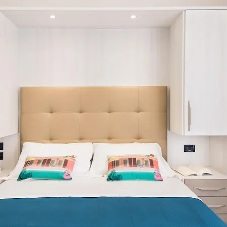 Hotel Viva - 20m From The & Large Breakfast 3*