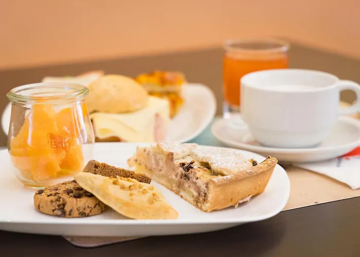 Viva - 20m From The & Large Breakfast Rimini